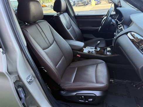 Used 2017 BMW X3 sDrive28i RWD image 18