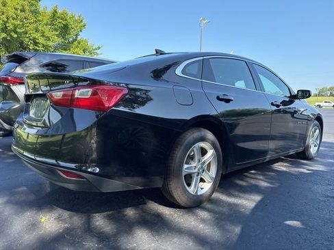 Used 2023 Chevrolet Malibu LT image 4