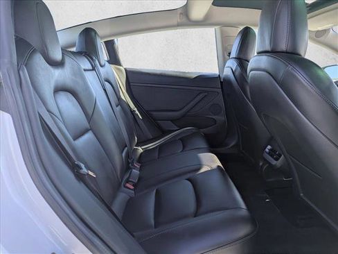 Used 2022 Tesla Model 3 Performance image 20
