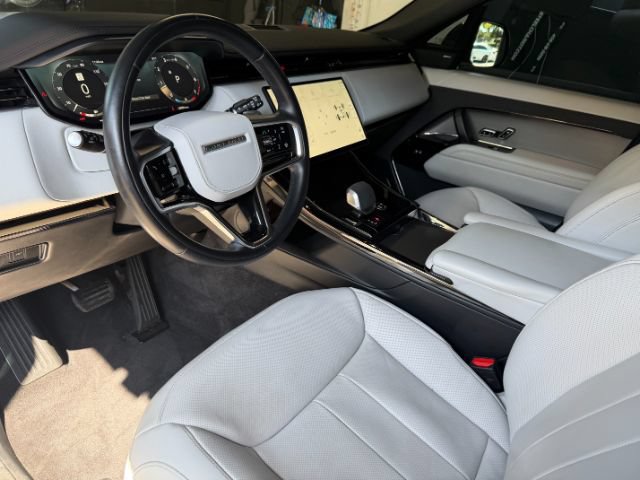 Used 2025 Land Rover Range Rover Sport SE AWD/4WD image 24