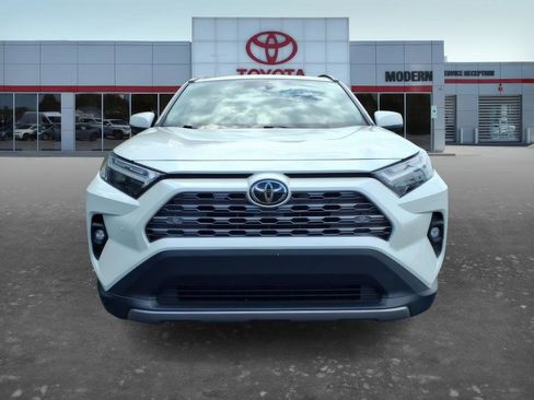 Used 2022 Toyota RAV4 Limited w/ Limited Grade Weather Package FWD image 11