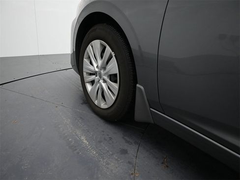 Used 2024 Nissan Sentra S image 11