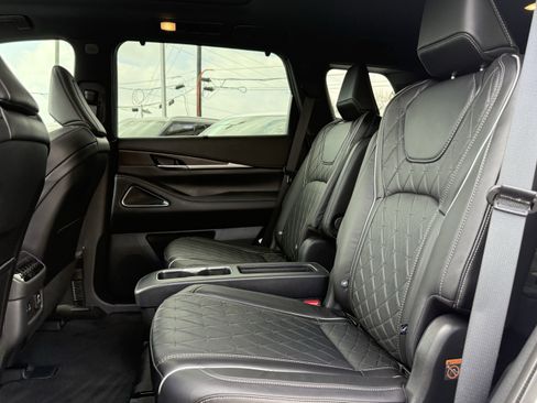 Certified 2024 INFINITI QX60 Autograph w/ Cargo Package image 16
