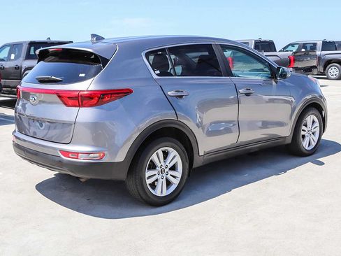 Used 2018 Kia Sportage LX FWD image 6