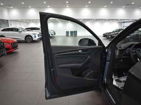 Used 2023 Audi SQ5 Premium Plus w/ Premium Plus Package AWD/4WD image 9