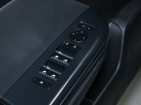 Used 2025 Kia K4 FWD image 16