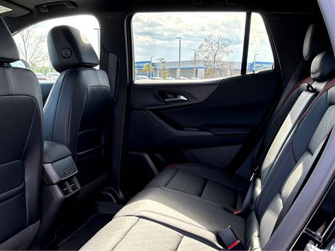 Used 2026 Chevrolet Equinox RS w/ Convenience Package III image 20