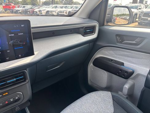 Used 2026 Ford Maverick XLT FWD image 33
