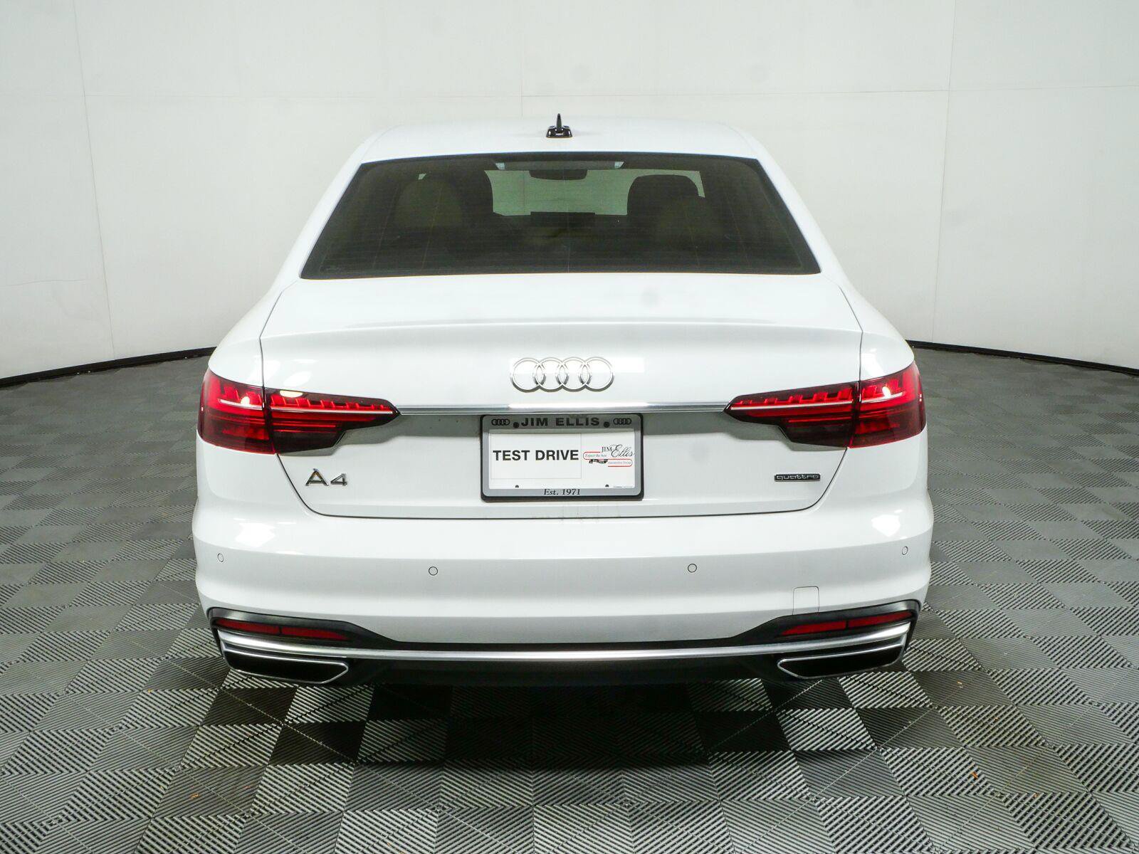 Used 2021 Audi A4 2.0T Premium Plus w/ Premium Plus Package AWD/4WD image 29