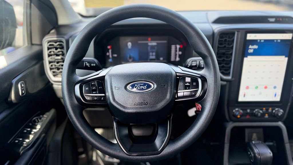 Used 2025 Ford Ranger XL w/ Trailer Tow Package AWD/4WD image 12
