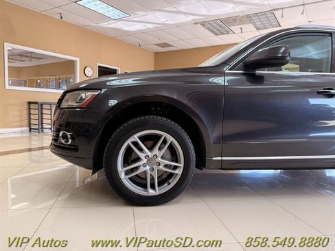 Used 2015 Audi Q5 2.0T Premium Plus w/ Technology Package image 9