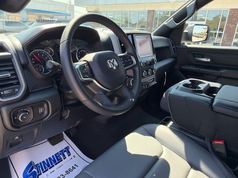 New 2026 RAM 1500 Tradesman AWD/4WD image 12