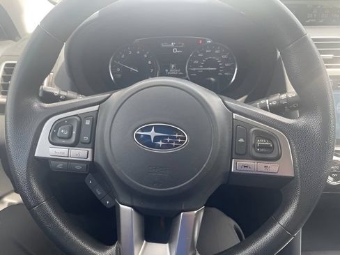 Used 2018 Subaru Forester 2.5i Premium AWD/4WD image 21