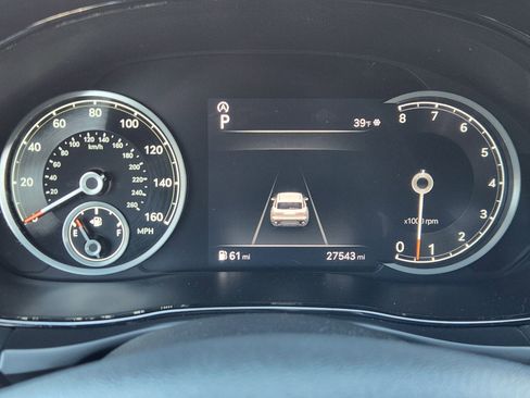 Used 2024 Genesis GV70 3.5T Sport AWD/4WD image 10