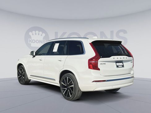 Certified 2024 Volvo XC90 B5 Plus w/ Protection Package Premier image 4
