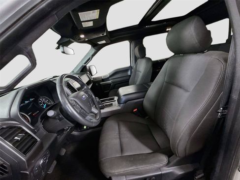 Used 2019 Ford F150 XLT w/ Equipment Group 302A Luxury AWD/4WD image 15