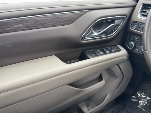 Used 2022 Chevrolet Tahoe Z71 w/ Z71 Off-Road Package image 35