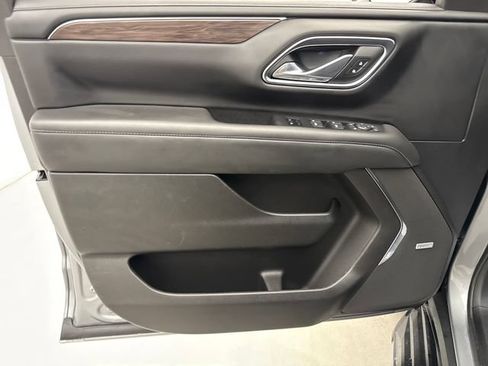 Used 2023 Chevrolet Tahoe LT w/ LT Signature Plus Package AWD/4WD image 12