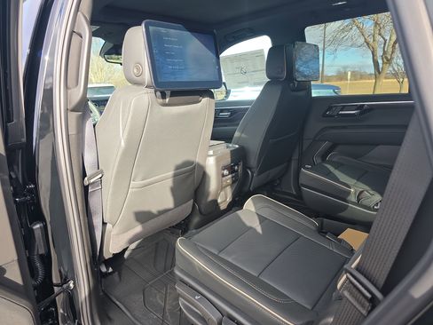 New 2026 Chevrolet Tahoe Premier image 19