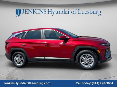 New 2026 Hyundai Tucson SE FWD image 2