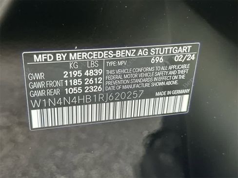 Used 2024 Mercedes-Benz GLA 250 4MATIC image 29