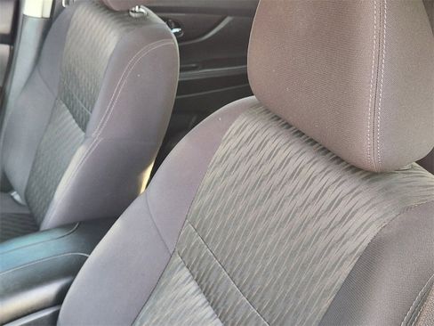 Used 2019 Nissan Rogue S w/ Special Edition Package image 16