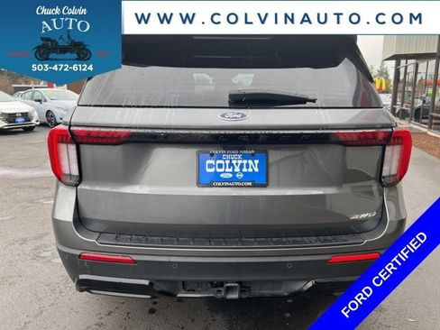 Used 2025 Ford Explorer ST-Line w/ ST-Line Street Pack image 10