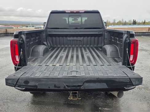 Used 2022 GMC Sierra 2500 AT4 w/ AT4 Preferred Package AWD/4WD image 13