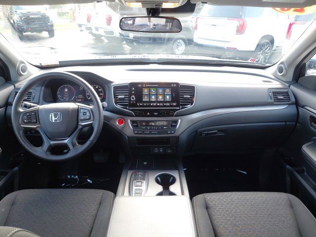 Used 2026 Honda Ridgeline Sport image 16