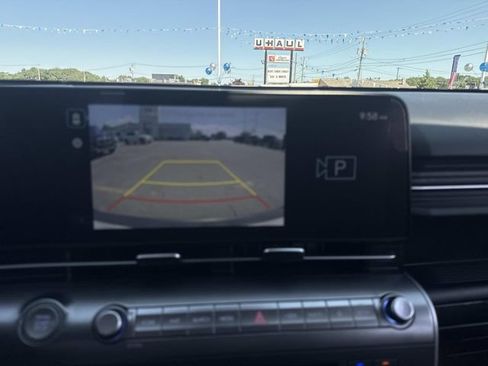 Used 2024 Hyundai Kona SEL AWD/4WD image 25