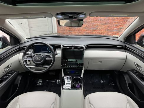 Used 2023 Hyundai Tucson Limited AWD/4WD image 12