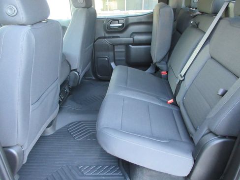 Certified 2026 Chevrolet Silverado 1500 Custom Trail Boss w/ LPO, Dark Essentials Package AWD/4WD image 16