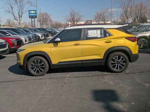 New 2025 Chevrolet TrailBlazer RS w/ Convenience Package AWD/4WD image 5