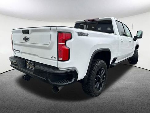 Used 2025 Chevrolet Silverado 2500 LTZ w/ LTZ Plus Package AWD/4WD image 17