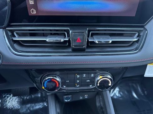 New 2026 Chevrolet TrailBlazer RS w/ Driver Confidence Package AWD/4WD image 18