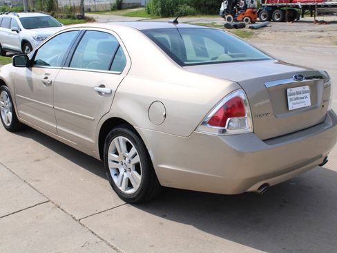 Used 2008 Ford Fusion SEL FWD image 4