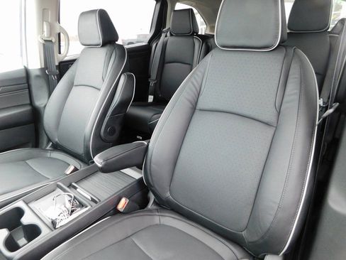 New 2026 Honda Odyssey Elite image 16