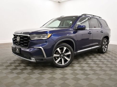 Certified 2023 Honda Pilot Elite image 2