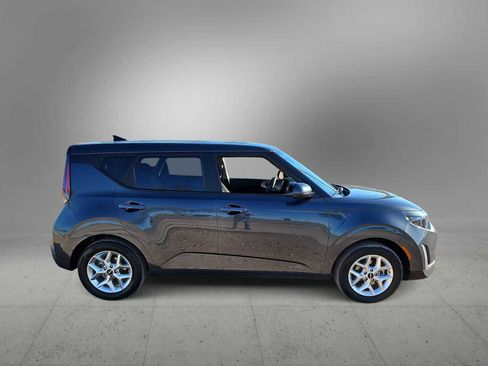 Used 2024 Kia Soul LX w/ Option Group 015 image 9