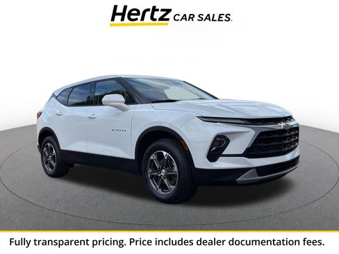 Used 2025 Chevrolet Blazer LT FWD image 1