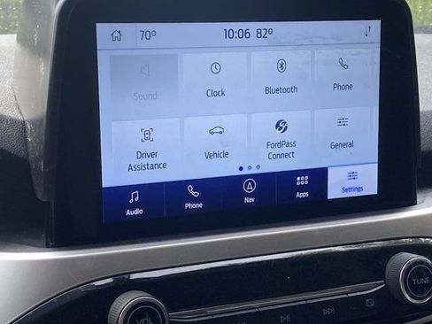 Used 2020 Ford Escape SE AWD/4WD image 10