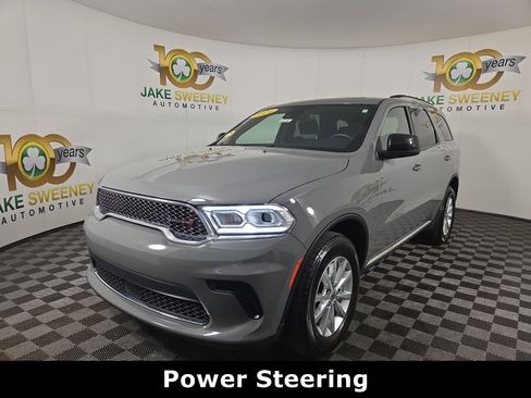 Certified 2024 Dodge Durango SXT image 4