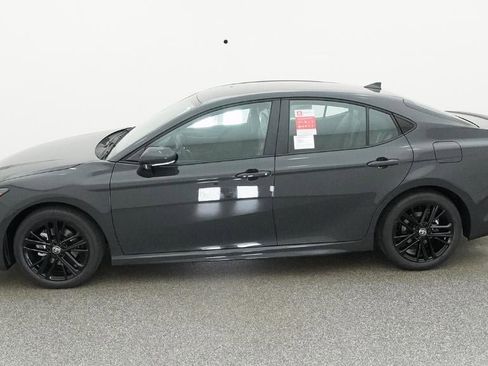 New 2026 Toyota Camry SE FWD image 3