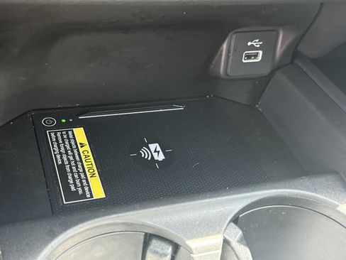 Certified 2024 Honda HR-V EX-L image 17