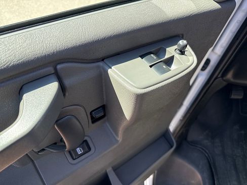 Used 2020 Chevrolet Express 3500 LT w/ LT Preferred Equipment Group image 13