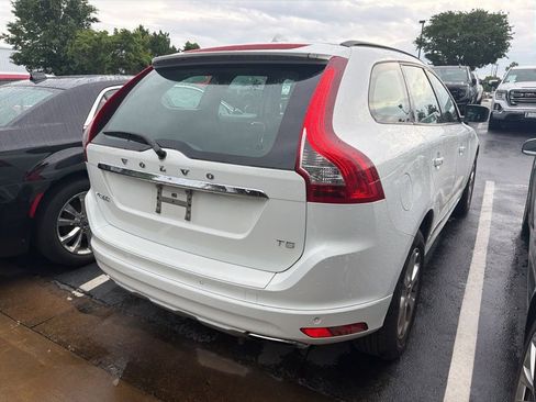 Used 2016 Volvo XC60 T5 w/ Proximity Package FWD image 6