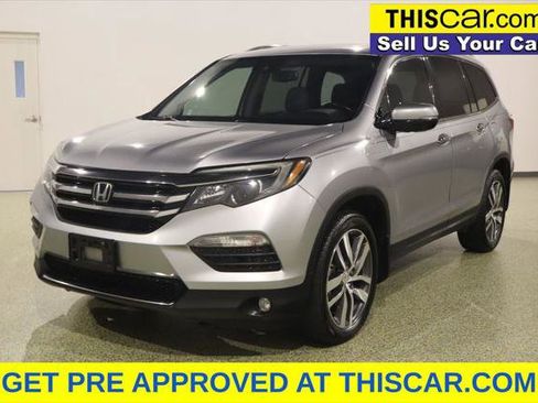 Used 2017 Honda Pilot Touring image 3