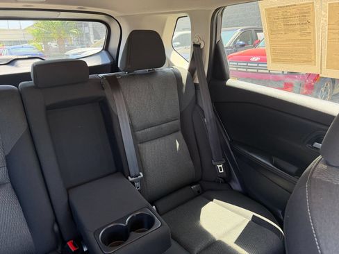Used 2025 Nissan Rogue SV FWD image 39