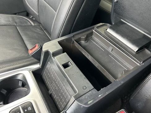 Used 2020 Ford Explorer Limited image 37