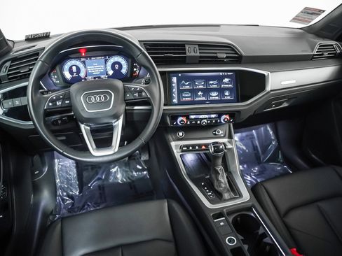 Certified 2024 Audi Q3 2.0T Premium image 14